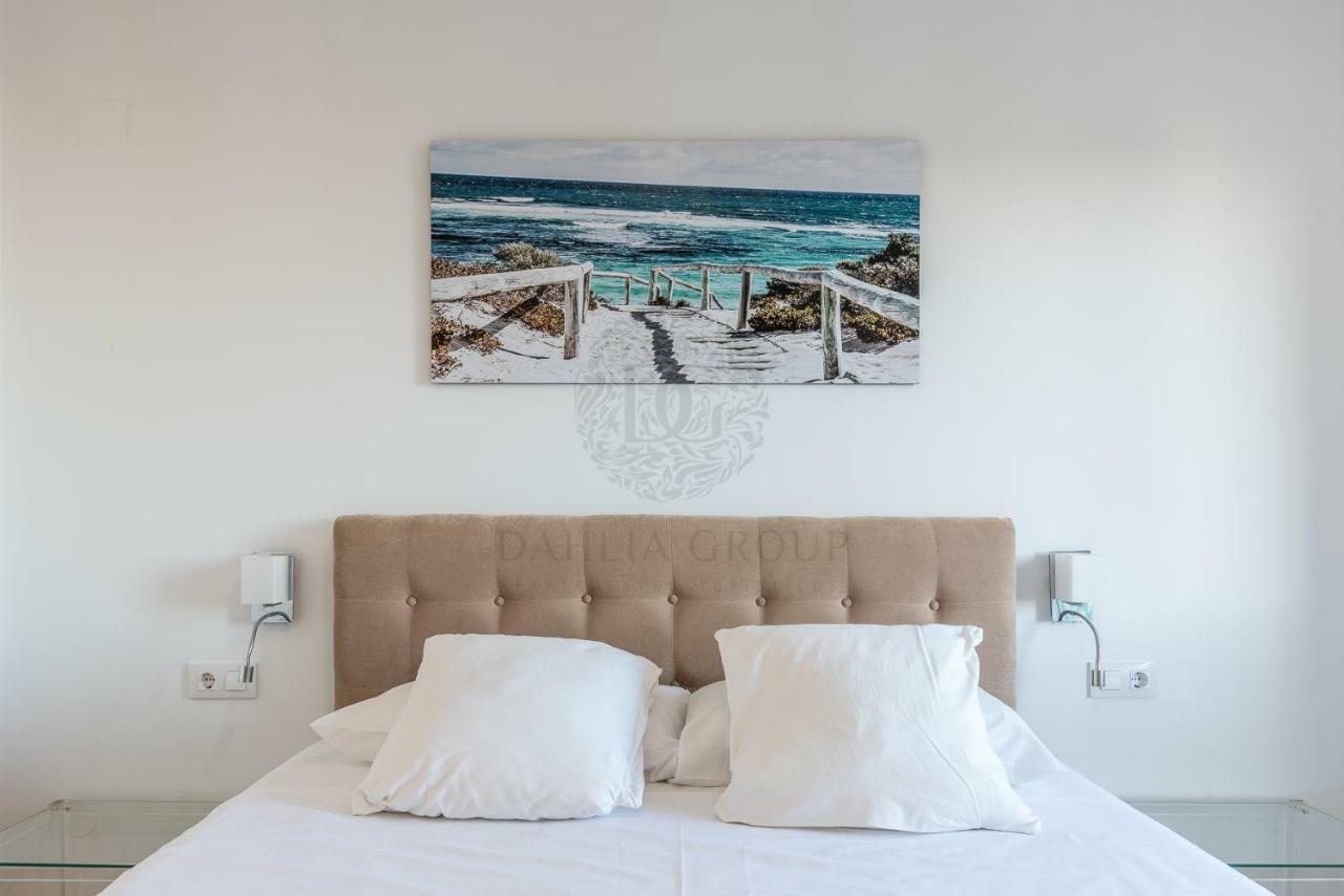 El Faro Beach Apartment By Dahlia Group Естепона Екстериор снимка